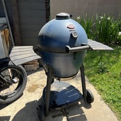 Selling my Char griller $100