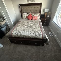 Queen Size Ashley bed Set 