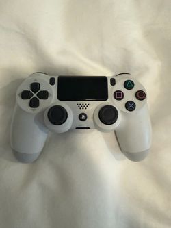 DualShock PlayStation 4 controller