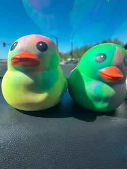 Squeezy duck