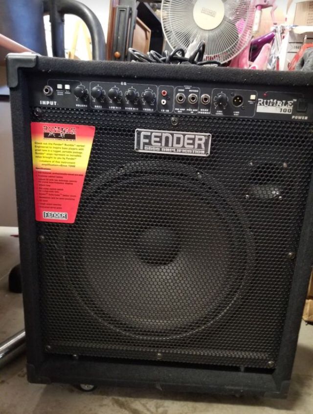 Fender Bass Amp - 100 watt
