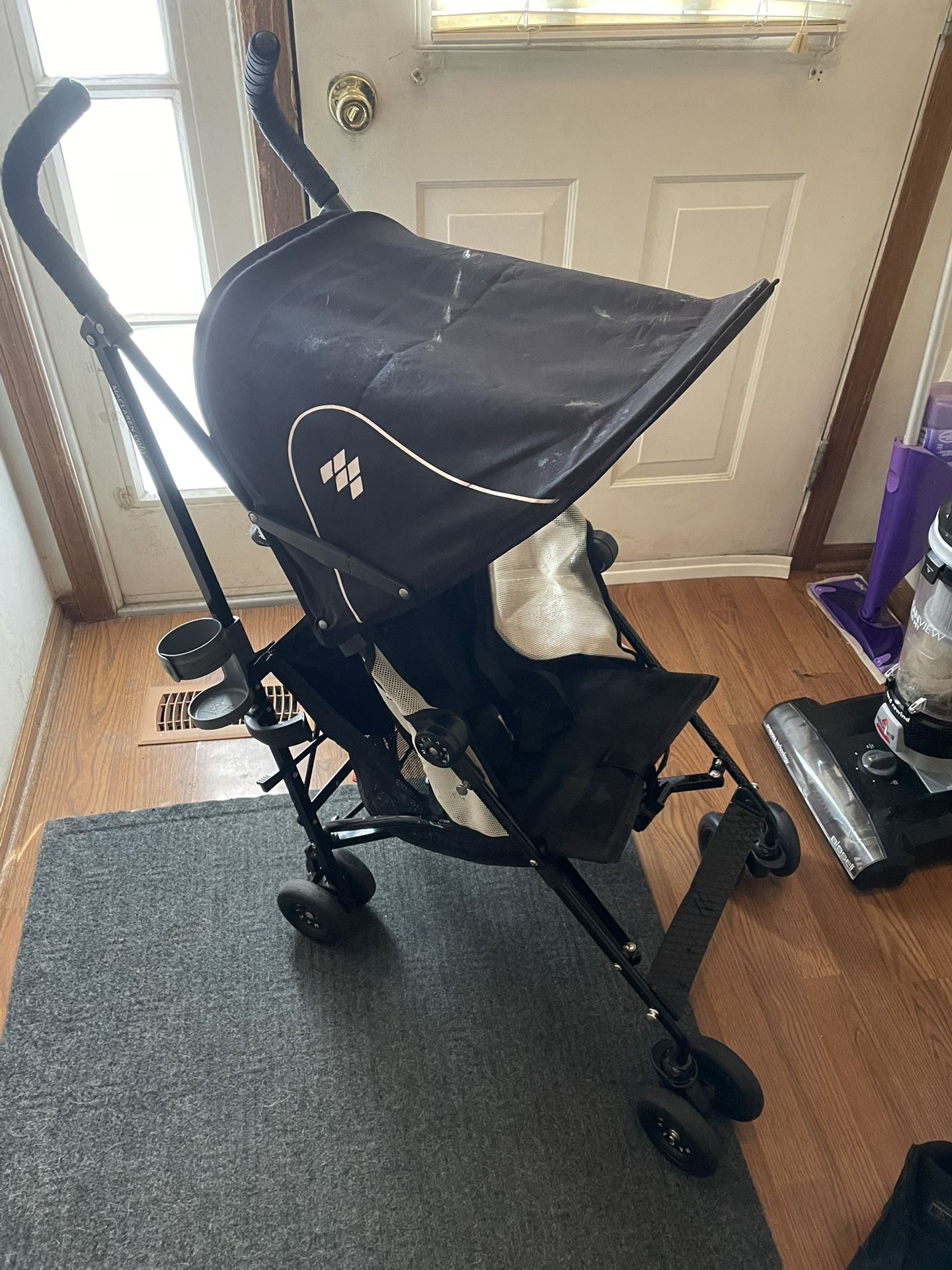 MacLaren Volo Umbrella Stroller