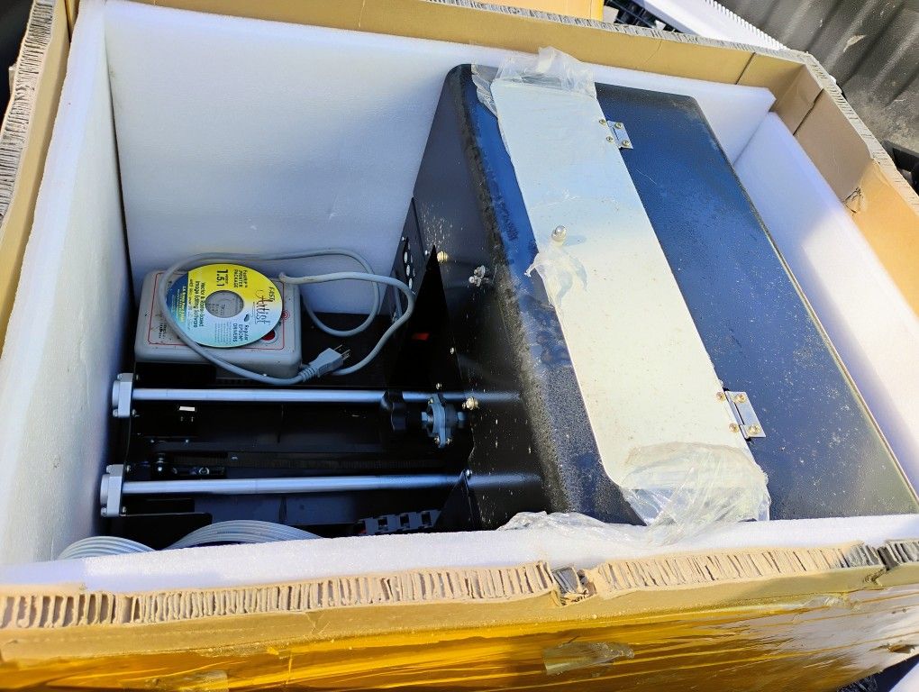 Direct To Garment T-shirt Printer