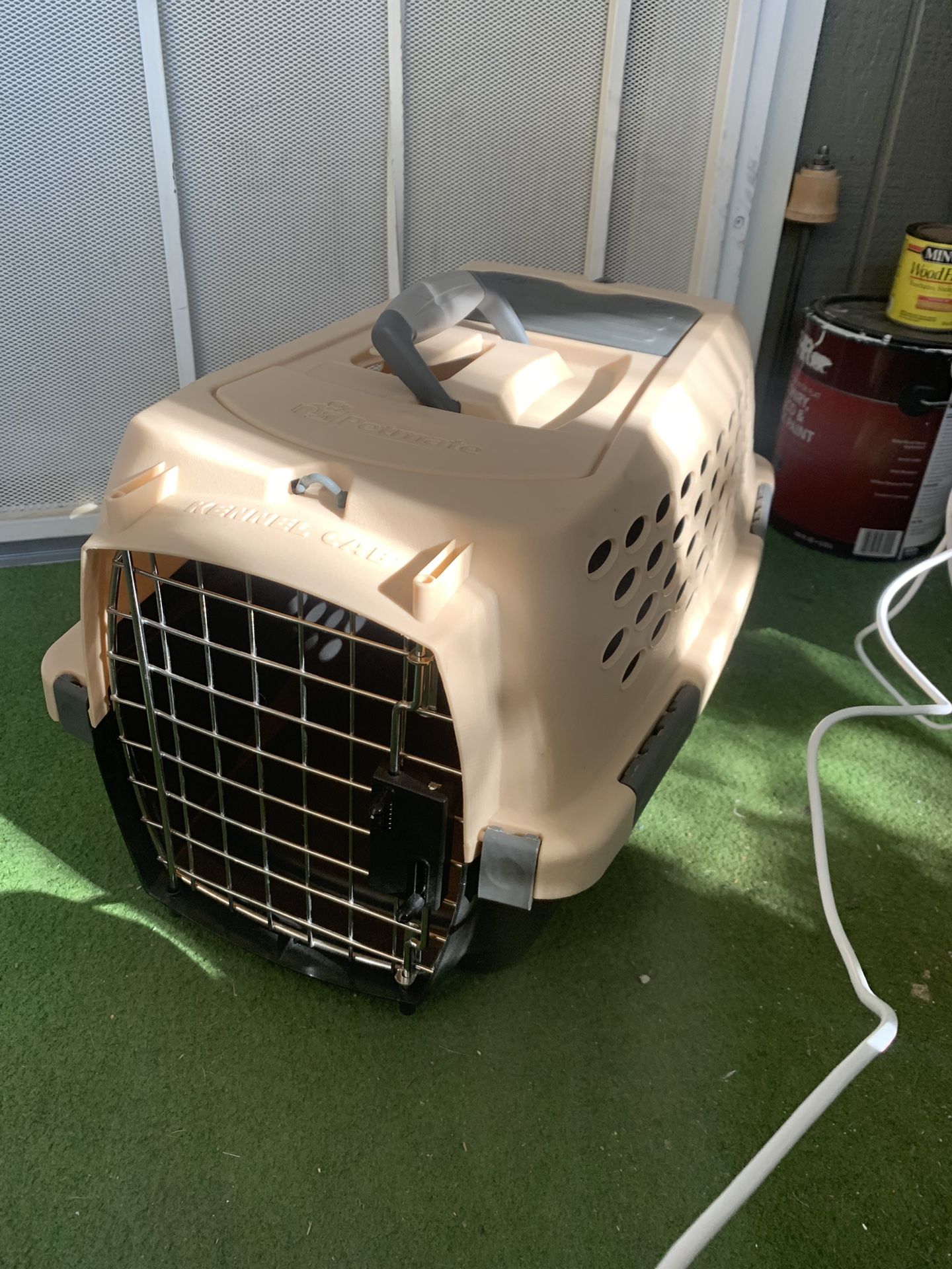 Small dog kennel