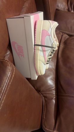 Travis scott shy pinks