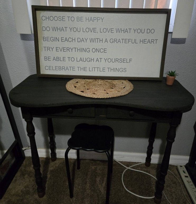 Vanity Antique Kidney Shaped With 2 Drawers