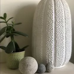 Vtg Mcm Bisque matte sea urchin vase 