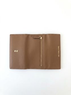 Michael Kors Saffiano Leather Trifold Continental Wallet - Luggage Tan Brown 8x4.5