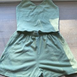 New - Green Shorts And Top Set