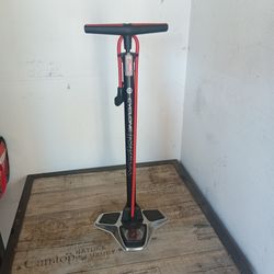SCHWINN CYCLONE MAX FLOOR PUMP