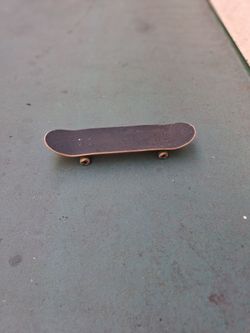 Skate board