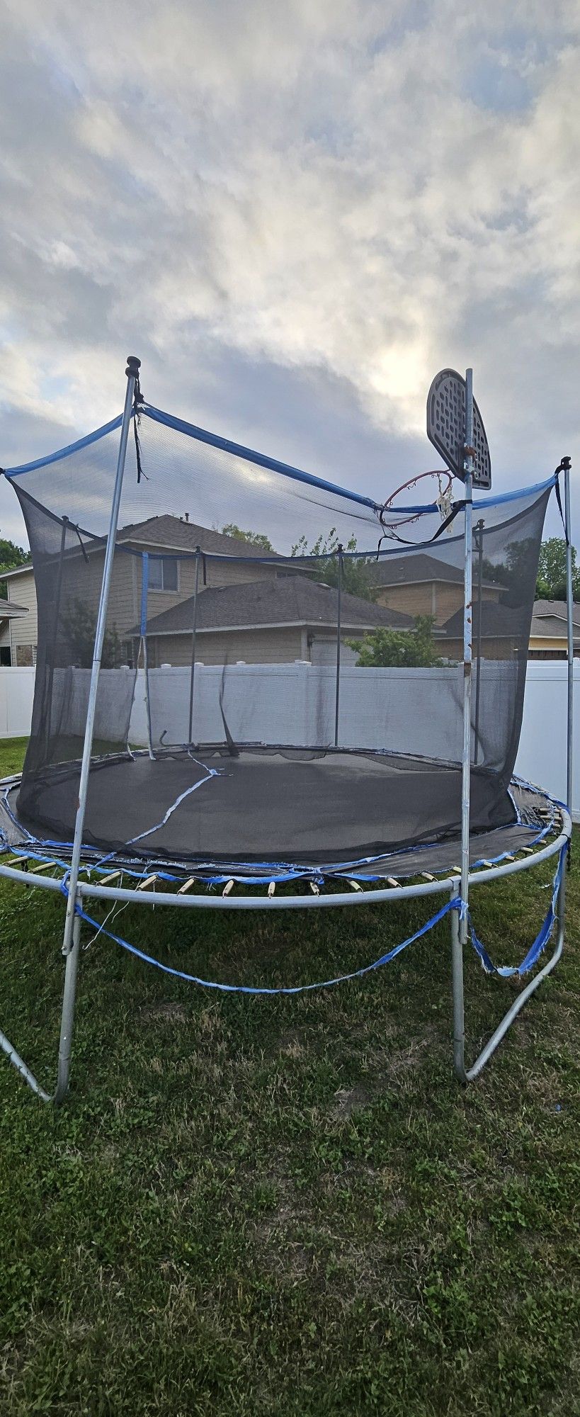 10 Ft Trampoline