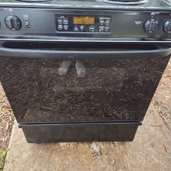 GE Stove 