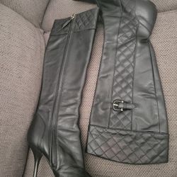 Burberry Womens Boots 7