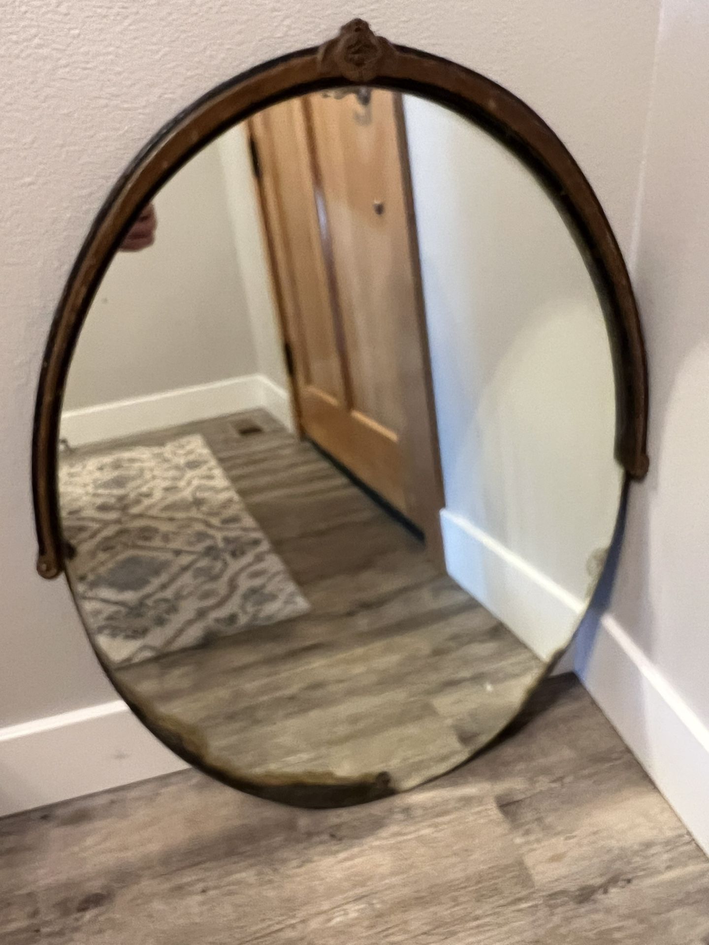 Antique 33x25.5 Oval Mirror