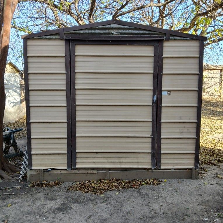Storage 8 By 8