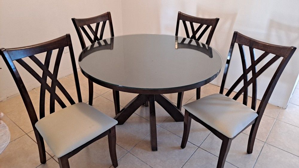 Dining Table + 4 Chairs + Top Glass