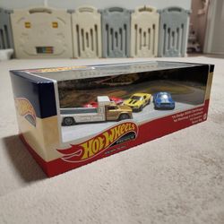 Hot Wheels Premium Pony Wars