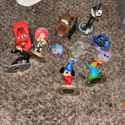 Disney Infiniti figures