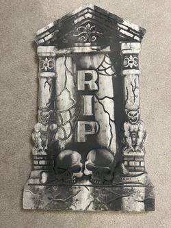 Halloween RIP Tombstone Decoration