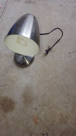 Metal desk lamp