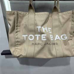 The Tote Bag Marc Jacob’s
