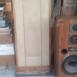 Magneplanar Pair Wafer Thin Tower Loud Speakers W
