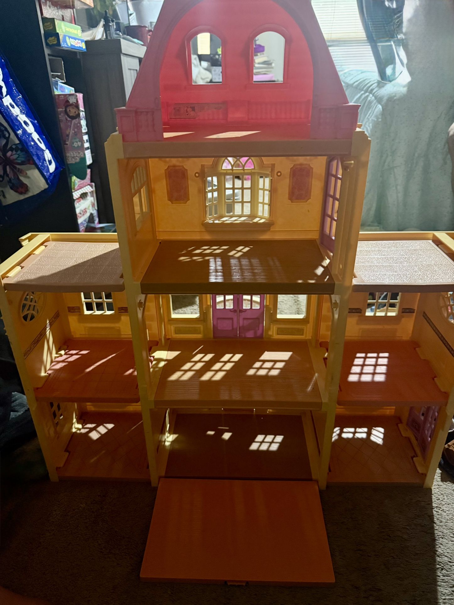 Fisher Price Loving Family Twin Time Grand Mansion 2005 Dollhouse & Accessories