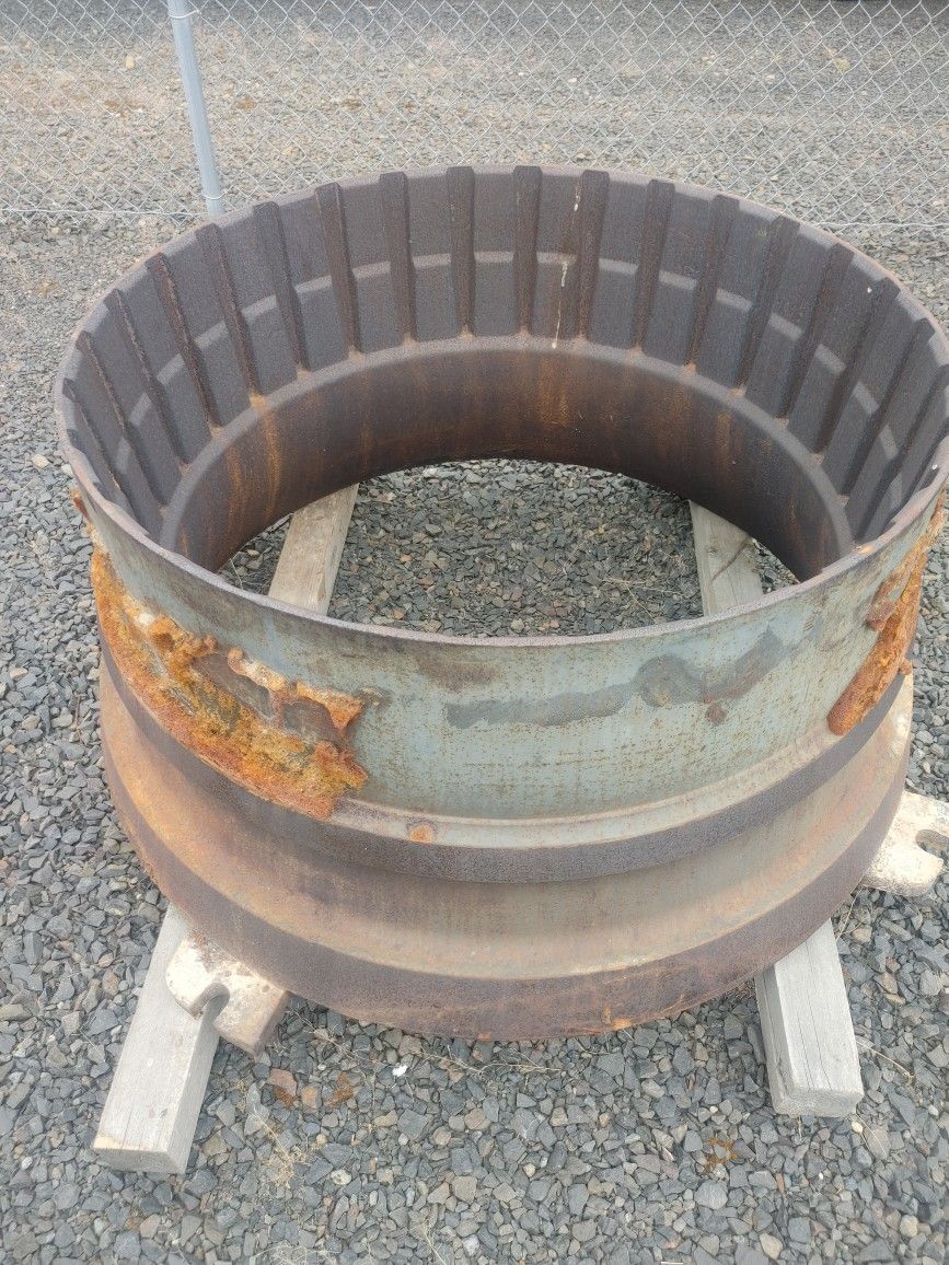 Manganese Mantle "Ultimate Fire Pit"