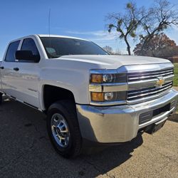 2018 Chevy Silverado 2500hd 4x2 