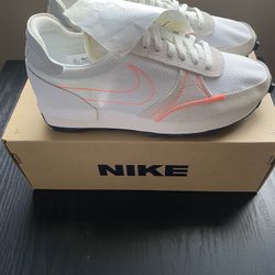 Nike Daybreak- Women’s Size 6.5