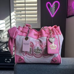 Pink Day Dreamer 