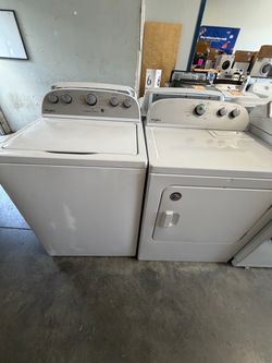 Whirlpool Washer and Dryer Set