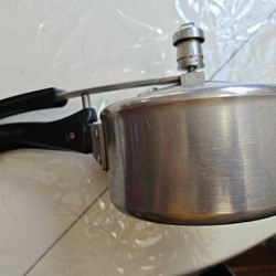 Pressure Cooker 
