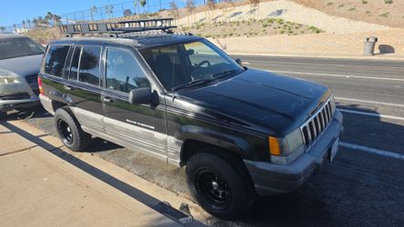 Jeep Grand Cherokee.