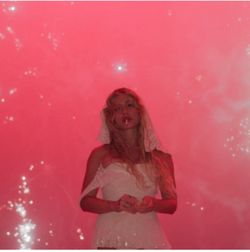Slayyyter with Pearly Drops