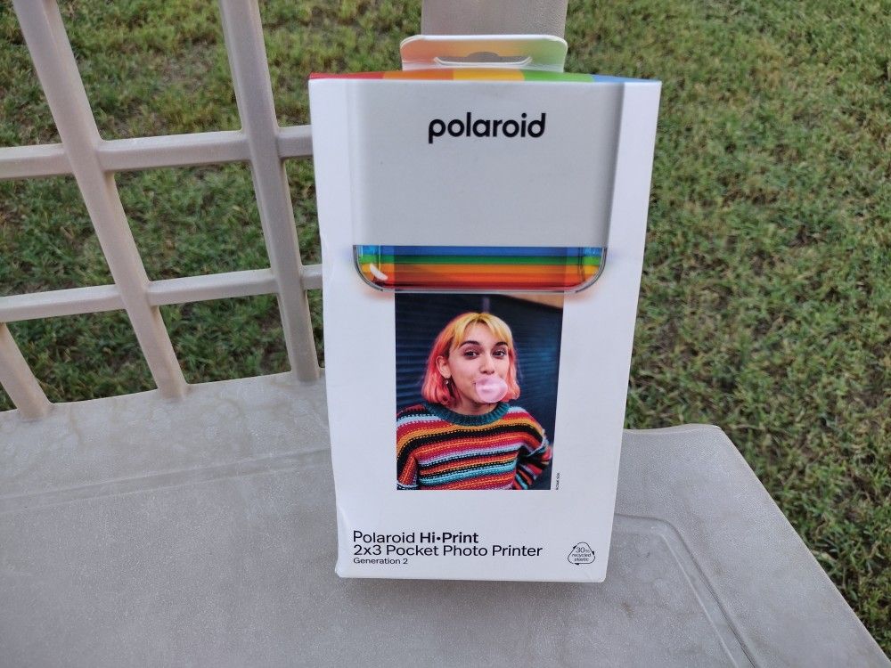 Polaroid Hi-Print - 2nd Generation Bluetooth Connected 2x3 Pocket Photo Dye-Sub Printer - White Printer Only (9128)