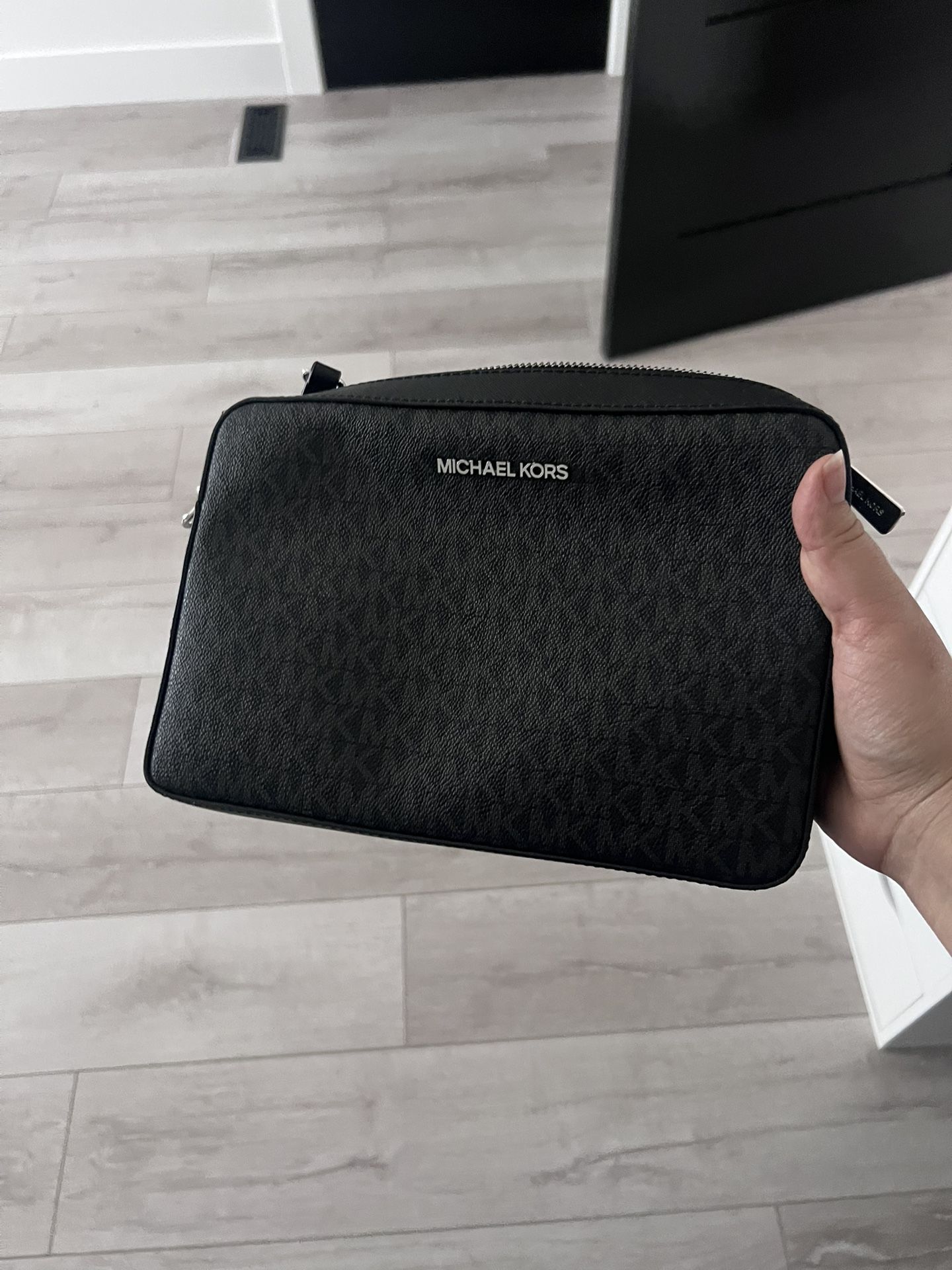 MICHAEL KORS Crossbody Bag