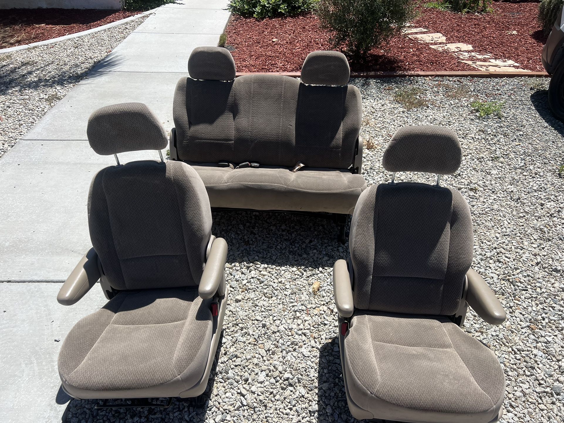 Ford Windstar seats