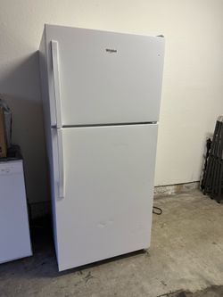 Whirlpool 30” wide refrigerator