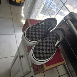 Vans Slip On Size  6.5men/8women