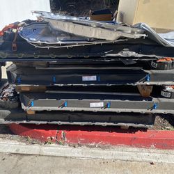 Tesla Model 3/Y Long Range Battery Pack Lot - 6 packs