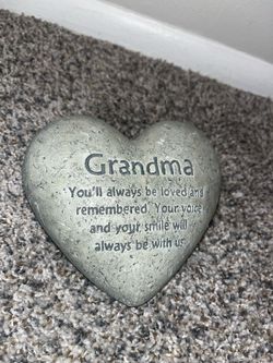 Grandma Heart Memorial Stone - Gray