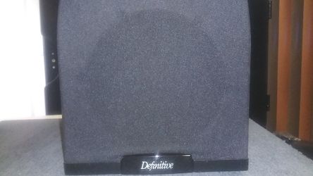Definitive Technology - SuperCube 2000 650 watt Powered Subwoofer
