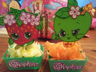 Shopkins centerpieces