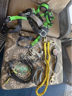 Fall arrest equipment