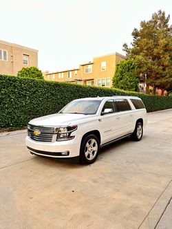 Chevrolet Suburban LTZ SUV White