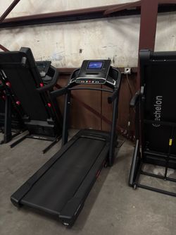 Proform 1000 Pro Trainer Treadmill with incline, folding, and running