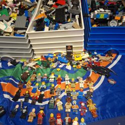 Bulk Lego Lot ,39 Plus Figures And miscellaneous Legos