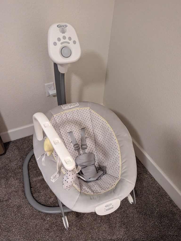 Graco baby swing